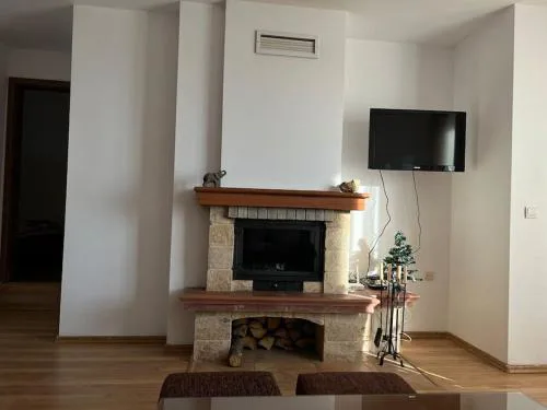 Apartment Danik River Glaznel