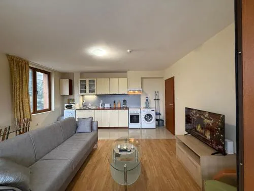 Bansko Bliss - Peaceful Stay with Balcony Views