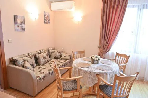 Bright 1BR Flat I Near Center & Ski Lift Bansko by Flat Mаnаger