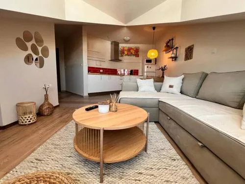 Cozy 1 bedroom apartment next to the gondola