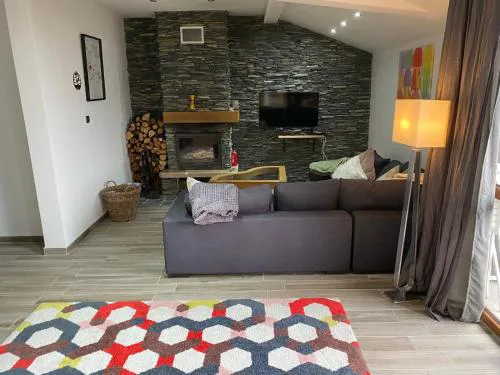 Elegant 3 Alexander Services Apartments luxury four bedroom penthouse
