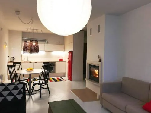 Host2U Art AP - Fireplace - Free parking - 5min Gondola
