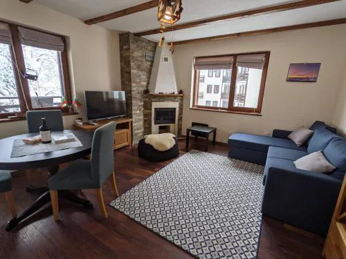 Lovely 1-bedroom Apartment with Mountain View