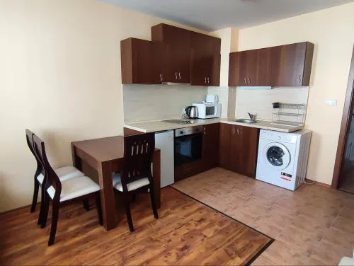 "Mountain Dream" Apartments 200m from Ski Road