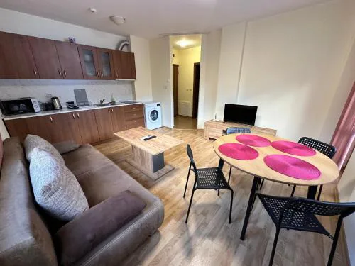 Pine Tree one bedroom apartment