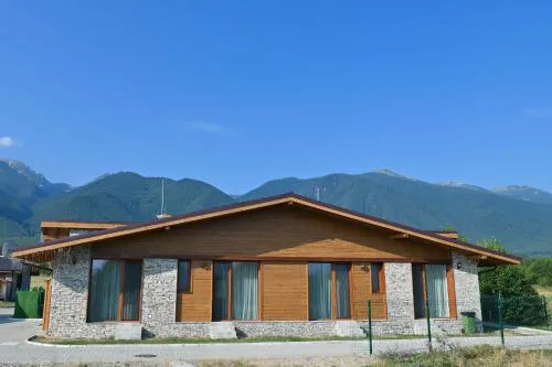 Villa Raphael w Sauna near Pirin Golf Resort