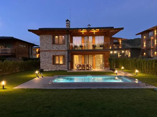 Aquaterra Villa with Hot Pool - Banya