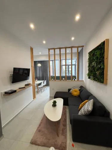 Luxury & Comfort near the University