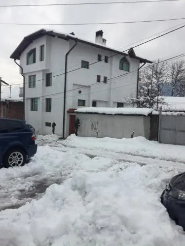 Bayrakova Guest House