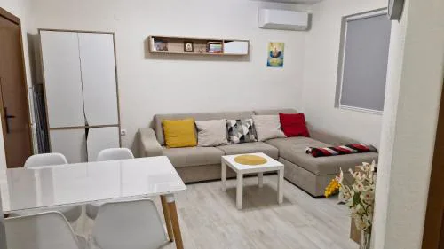 Positive Apartment