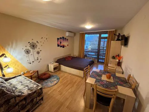 Aspen Suites Студио Слънчев ден
