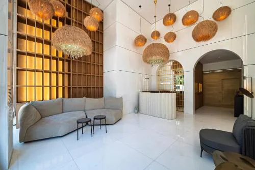 Nik Palas Luxury Residence