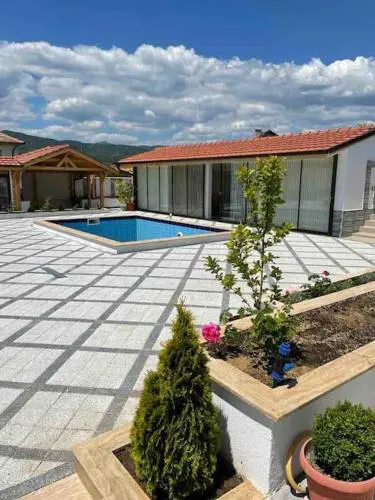 Boris House 5 bed Villa & Private Pool