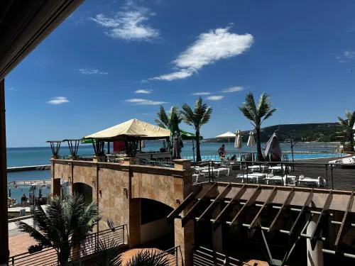 Perfect Sea and Pool View Apartment Marina City