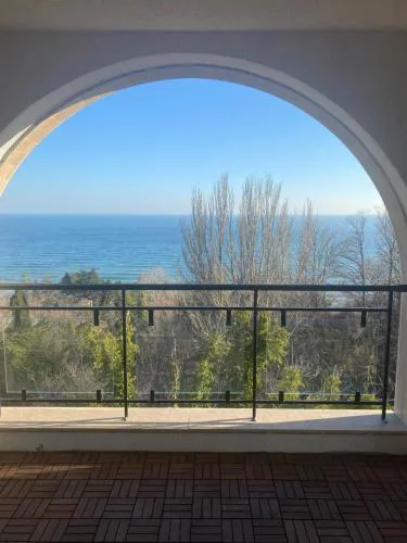 Queen's Garden Balchik apartment