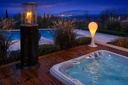Villa Aura Heated Pool&Jacuzzi near Albena