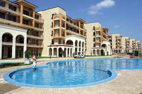 EL-EM APARTMENTS-В-301