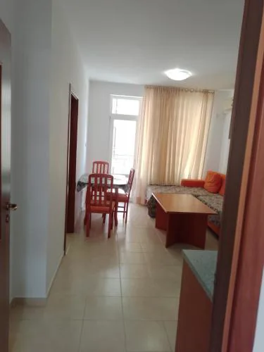 3 room apartment Sanny Day 2
