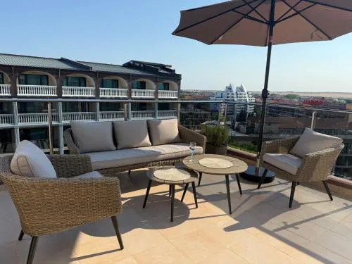 Admiral Plaza Apartments