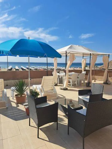 Apartment with sea view