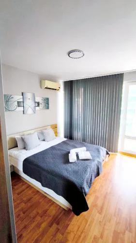 Beatris Modern Comfort
