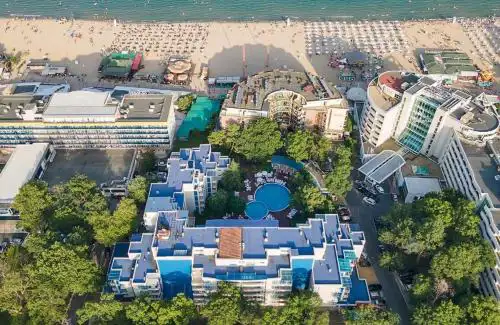 Bratanov Excelsior Apartment