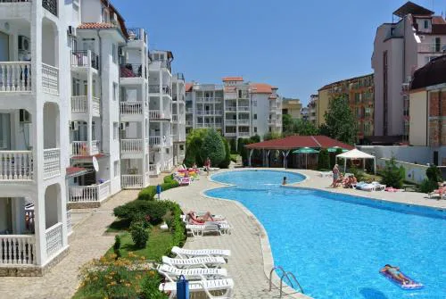 Bravo 5 Apartments
