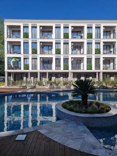 NEU 2025 Emila Romana Boutique- Modernes Luxury Living