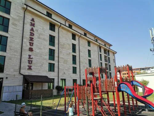 Pool Apartment Amadeus Lux