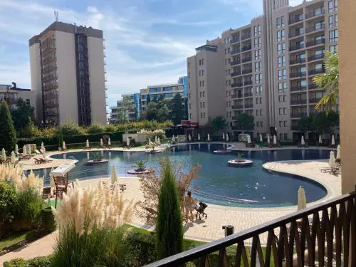Royal Beach Apartament Hotel