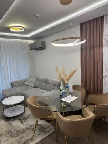 Sea Home 8