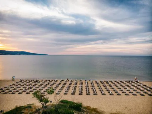 Viand Hotel - All Inclusive