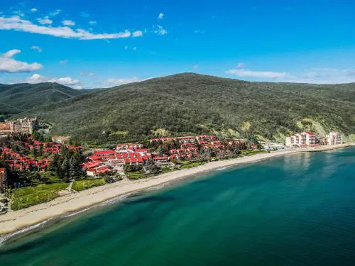 Villas Elenite