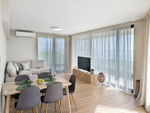 Foros Apartment