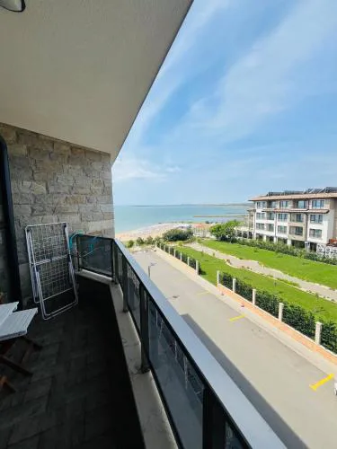 Apartment for guests Panorama - first line sea