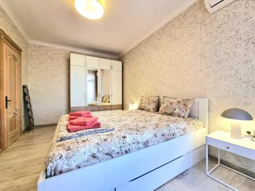 Sunrise Dreams Apartment with free Parking