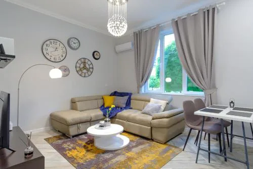 The Olive Green House - City Center - Free Parking