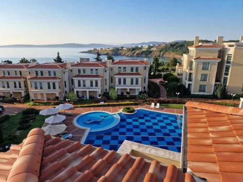 Flores Garden - Menada Apartments