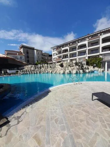 Nice 2 Bedroom Apartment with Sea and Poolview near Aheloy