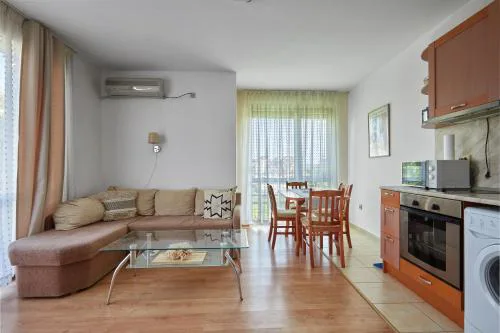 Charming 1-Bedroom Apartment in Ravda by Flat Mаnаger