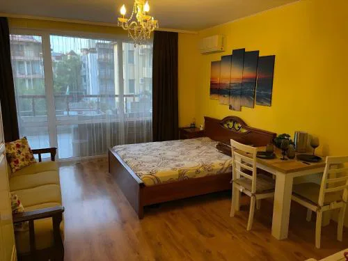 Elegant Studio near Beach - Terrace & Parking