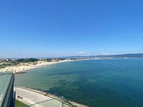 PARADISO 'В' 607 Large Luxury Apartment
