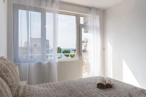 Soleil Bleu Beachfront Getaway