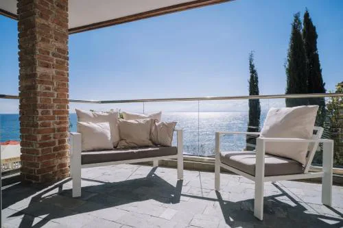 Villa Alenor | Sea View & Beach Access