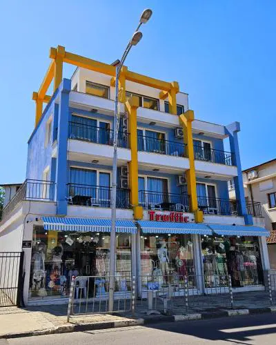 Family House Manolov