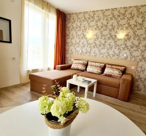 MIDA Apartment