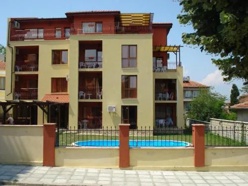 Апартамент Park & Sea Retreat