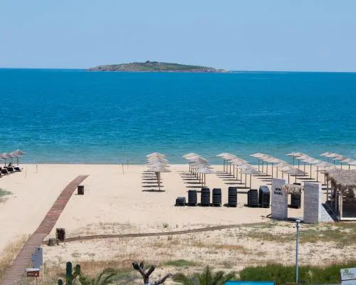 "ГРАДИНА" GARDEN Beach - 2 Bedrooms Apart with Pool and Parking Spot