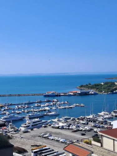 Sea view apartment