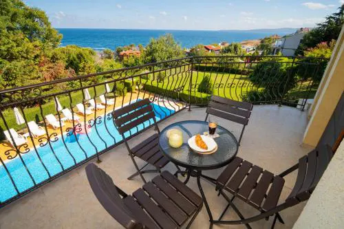 Via Pontica 123 Guest Apartments